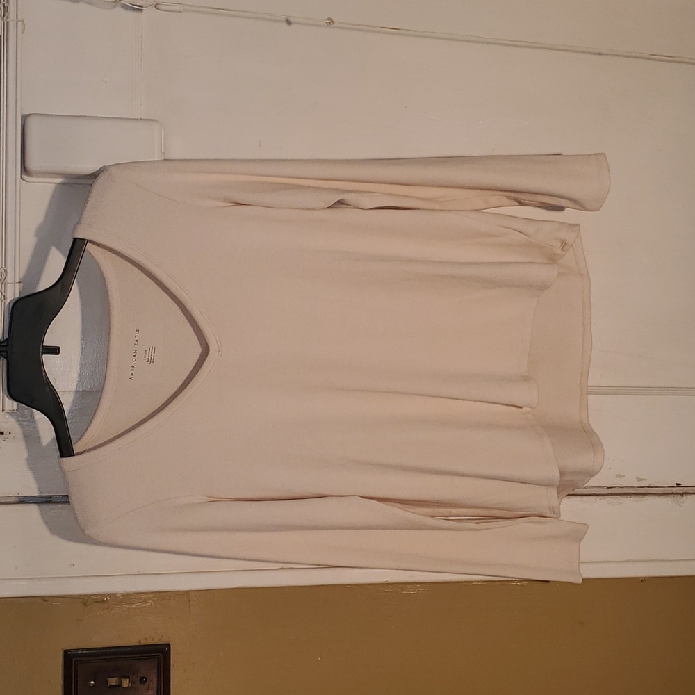 NWOT American Eagle Outfitters Sweater